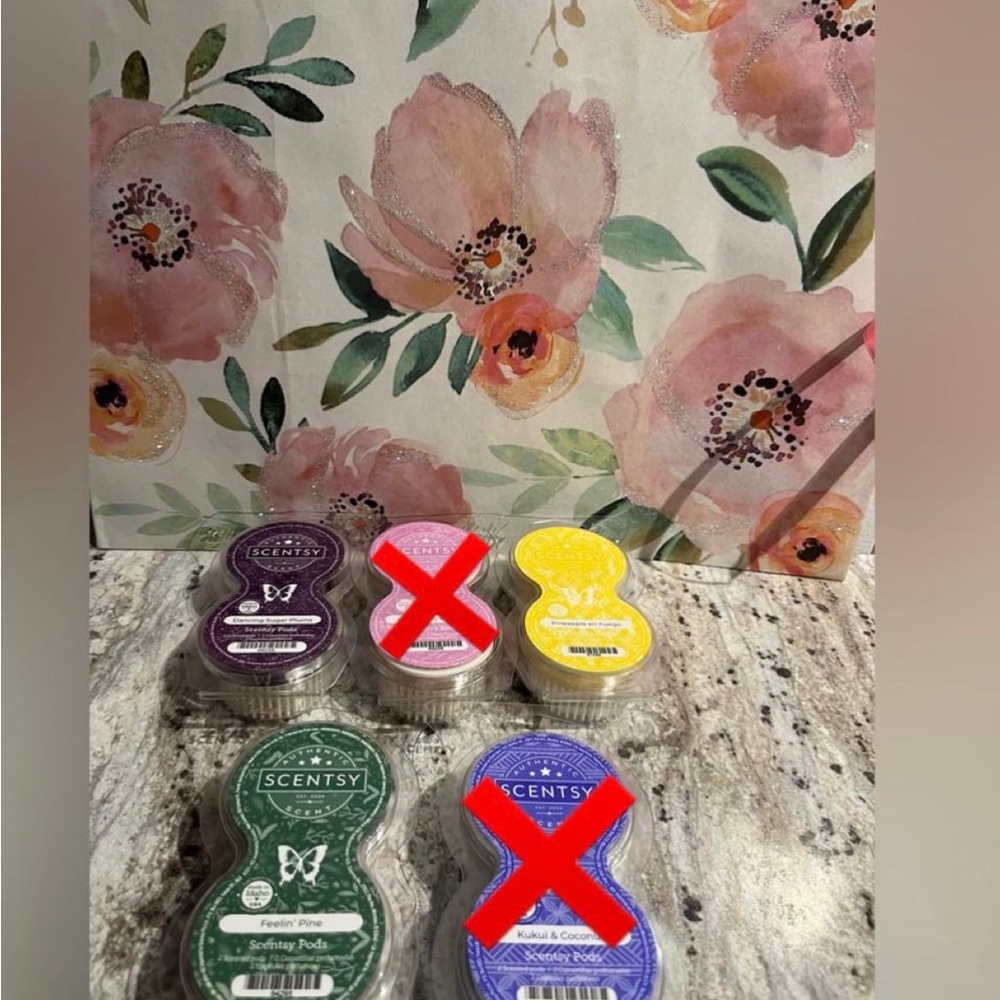 3 pack Scentsy Pods 💗💛💚💙 + 1 Mini diffuseur PINK 🌸🌷